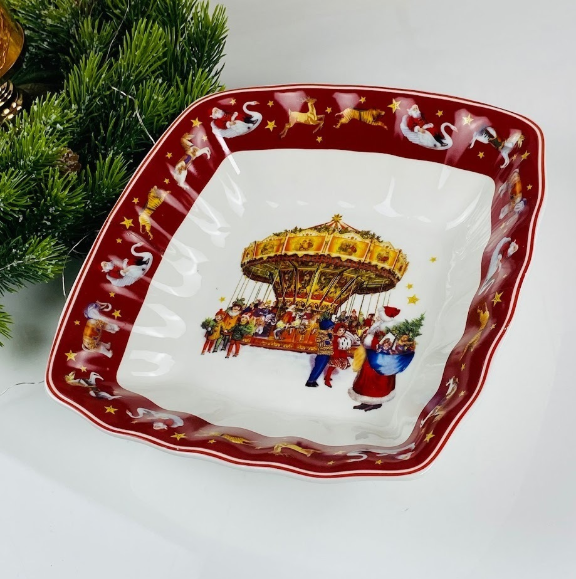 Квадратный салатник 23х6см НОВЫЙ ГОД в под.уп.(х18)Фарфор 305-183 фото 1 &mdash; Posudio