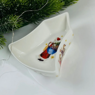 Глубокое блюдо 11х11х3,5см НОВЫЙ ГОД в под.уп.(х48) Фарфор 305-195 &mdash; Posudio