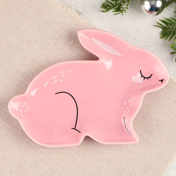 Тарелка «Розовый зайка», 17.6 х 12.7 х 4 см фото 1 &mdash; Posudio