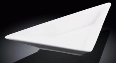 Блюдо треуг.7,5х18,5см (Wilmax) &mdash; Posudio