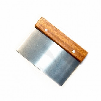 Скребок с дерев. ручкой 11,5*15см. P.L. — Posudio