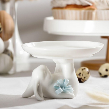 Блюдо для пироженых "Зайка" 13х12х8 см &mdash; Posudio